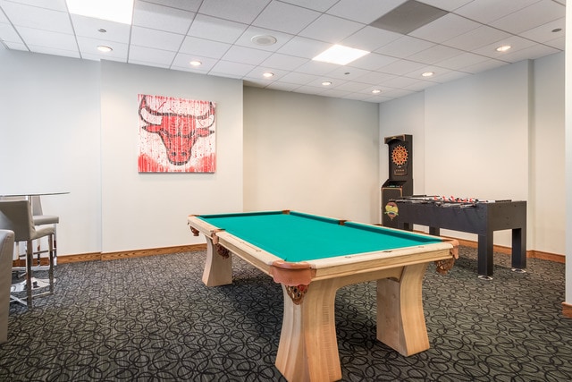 Building Photo - 420 E Waterside Dr