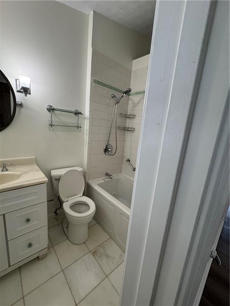 Building Photo - 2907 Queen Anne Ct