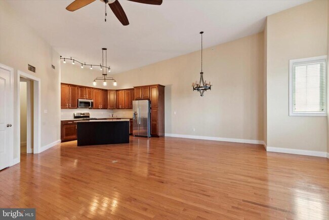 Building Photo - 4151 Cresson St