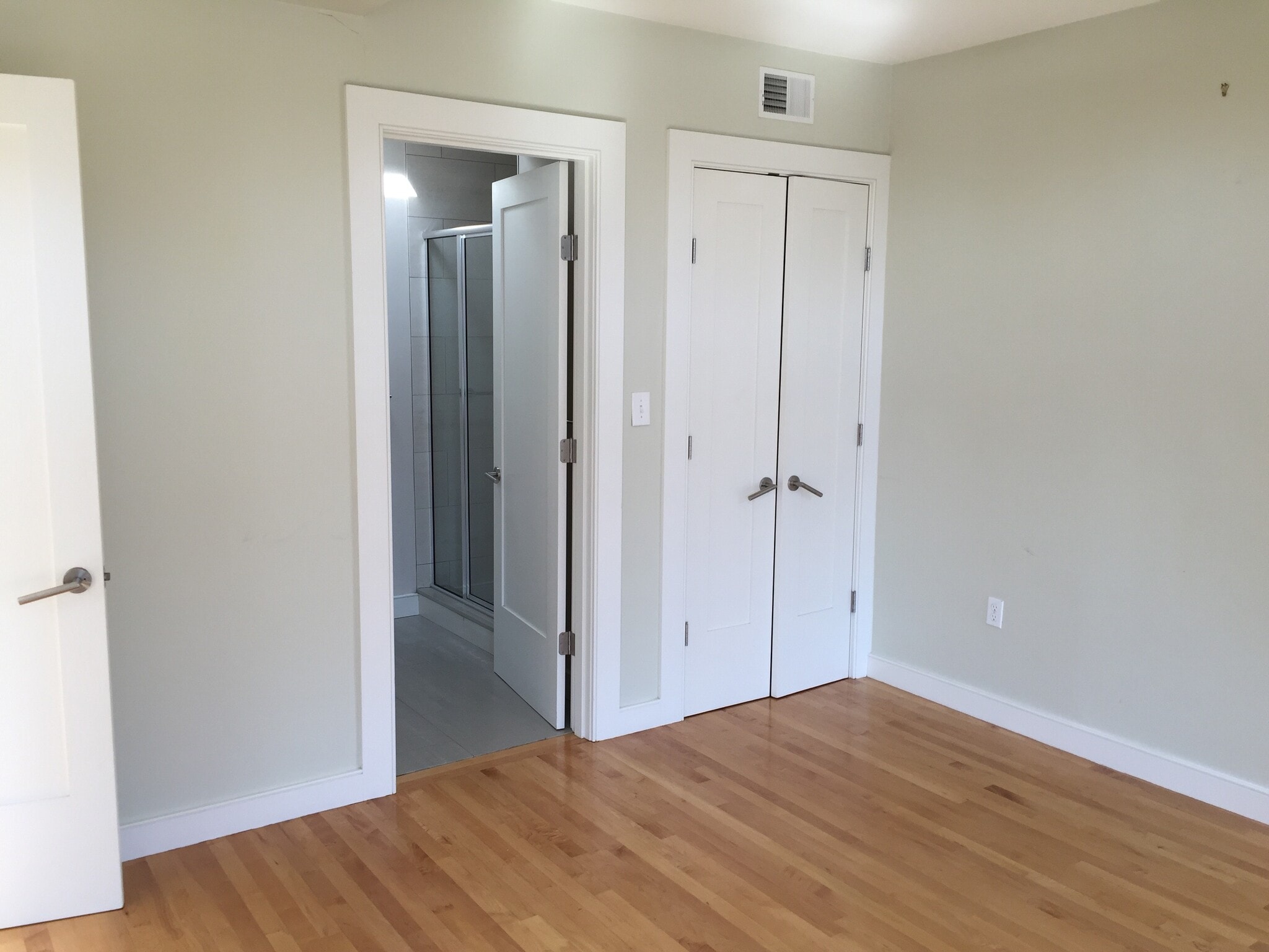 Building Photo - 75 Hamilton St