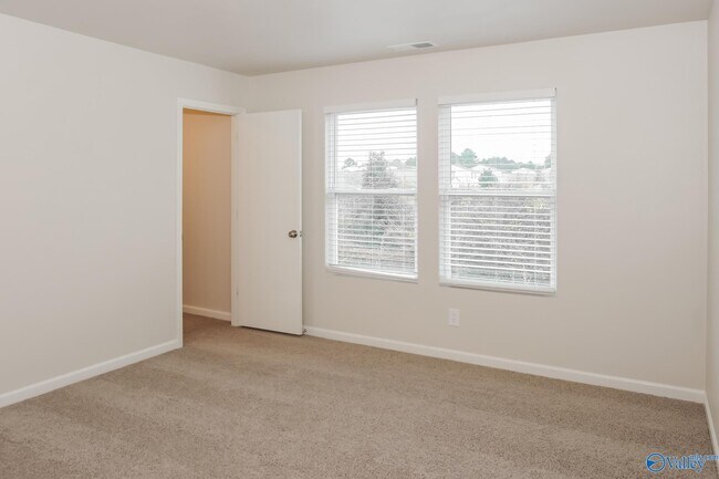 Building Photo - 28200 Kawana Ct