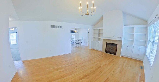 Building Photo - HUGE Backyard + Amazing Patio + Pet Friend...