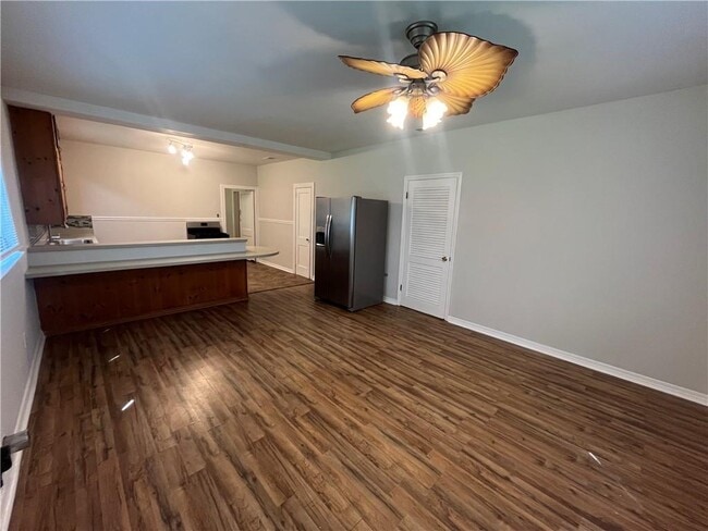 Building Photo - 1269 Carlton Acres W