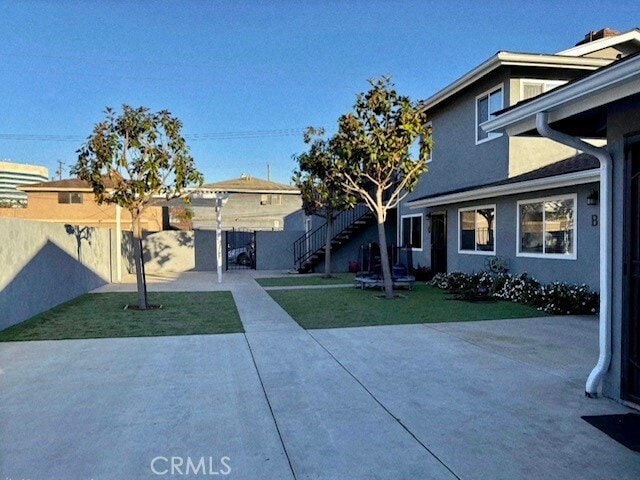 Building Photo - 17132 Emerald Ln