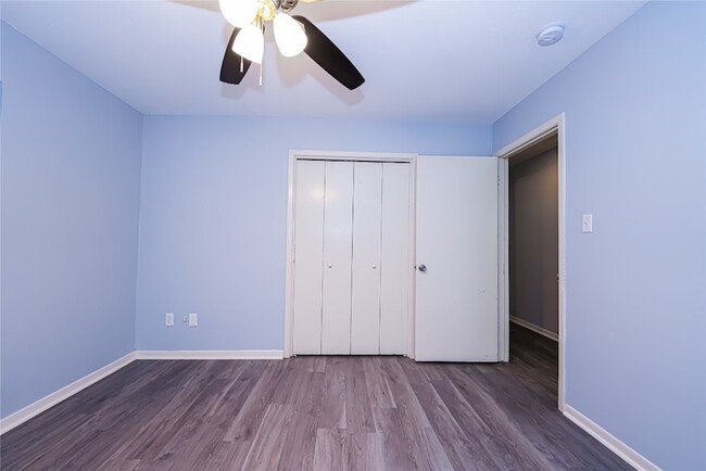 Building Photo - 2306 Wallingford Dr