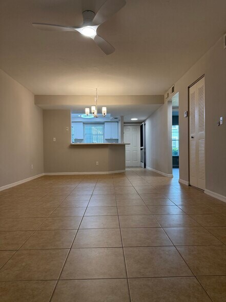 Building Photo - 28230 Pine Haven Way