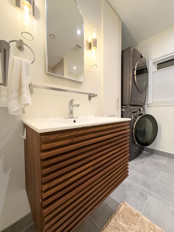 Building Photo - 3169 Cloverhurst Dr