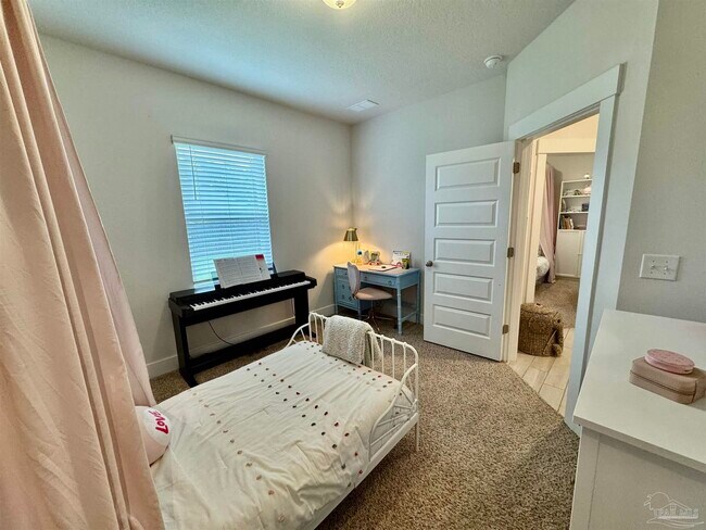 Building Photo - 4007 Amble Wy