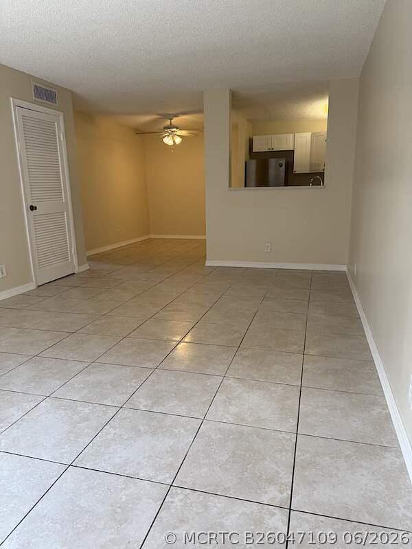 Building Photo - 10914 Royal Palm Blvd