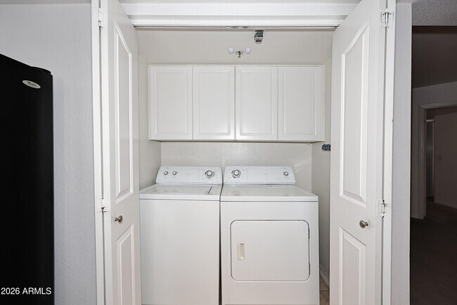 Building Photo - 5104 N 32nd St