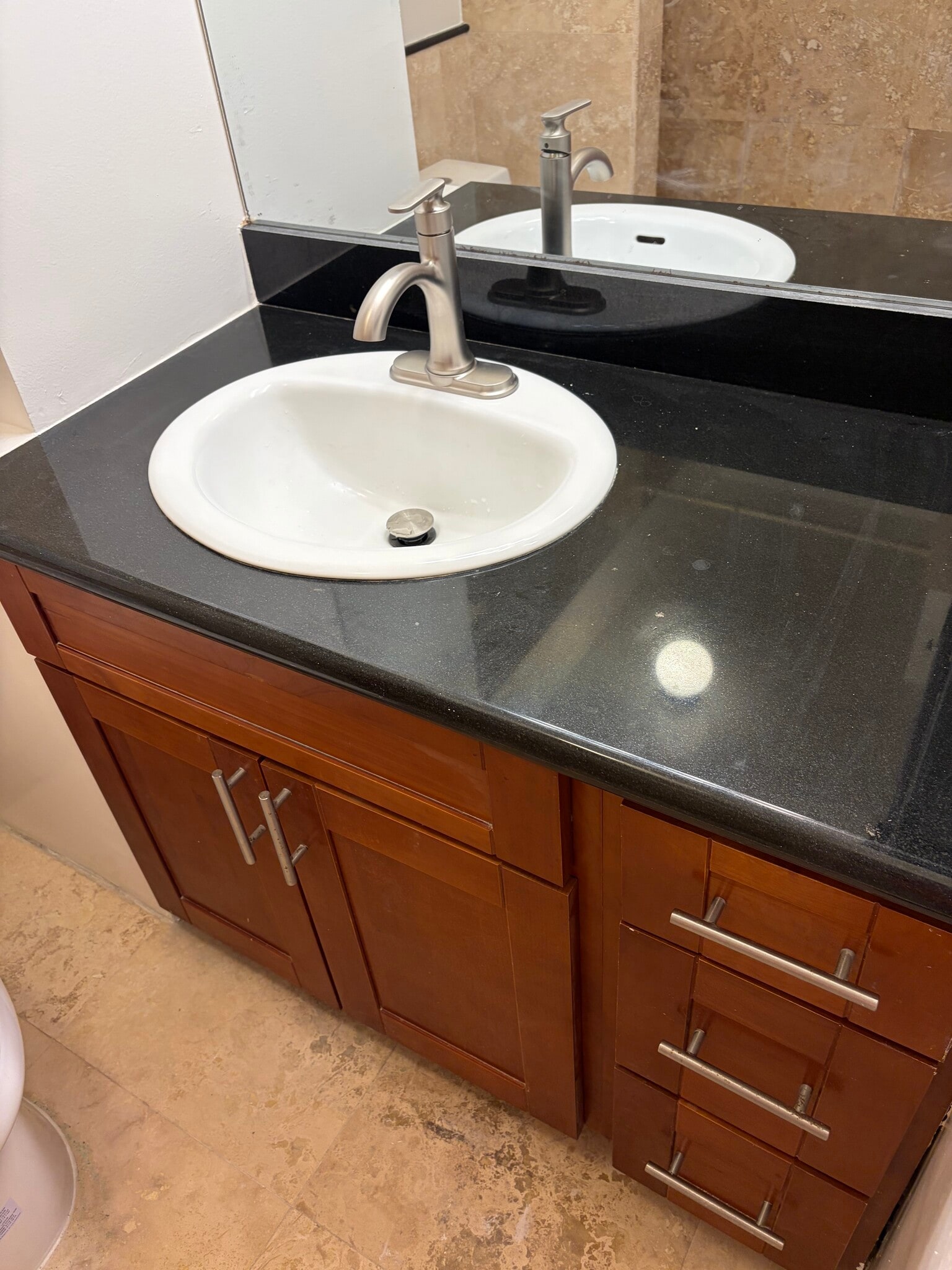 Building Photo - 2345 Ala Wai Blvd