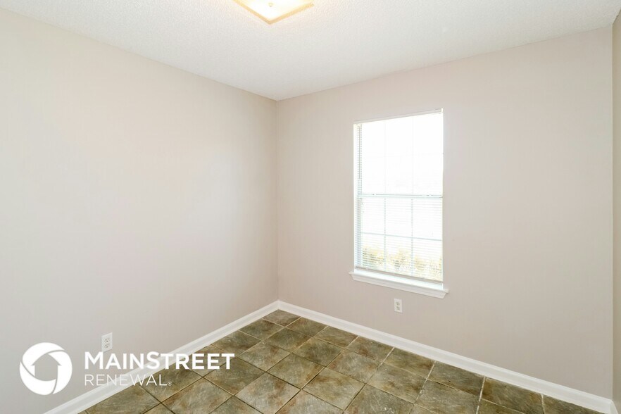 Building Photo - 4210 Appian Dr