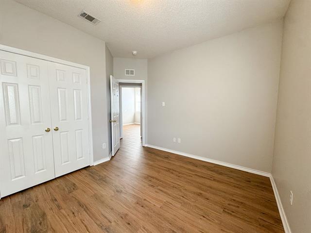 Building Photo - 325 Rock Hill Dr