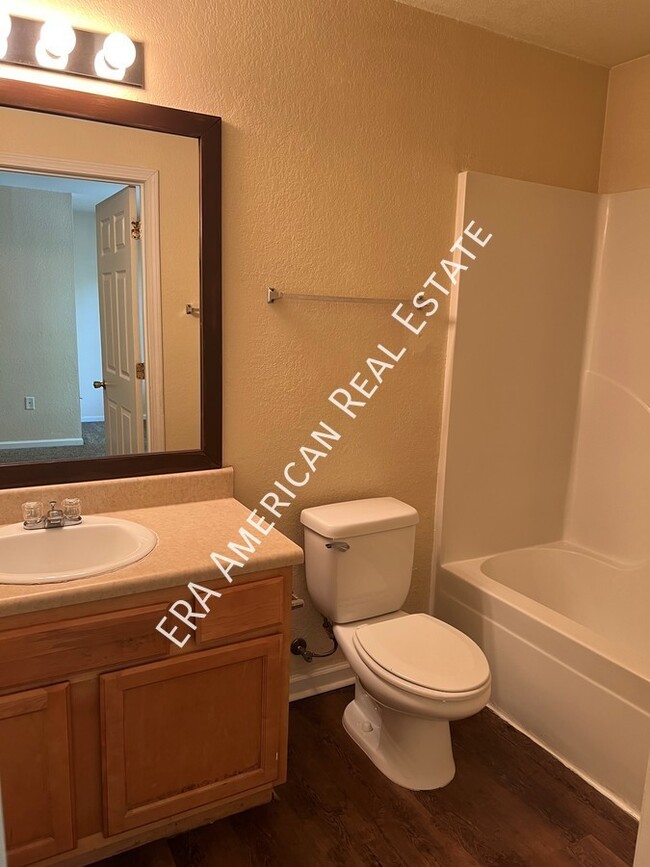 Building Photo - 1028 Anniston Ct