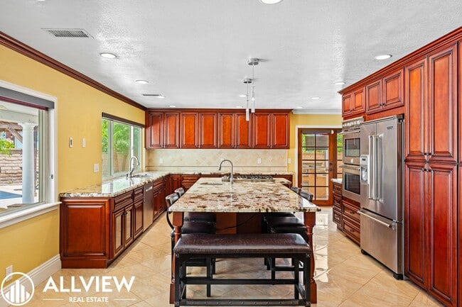 Building Photo - Resort-Style Single-Story Pool Home on a Cul-de-Sac in Laguna Hills!