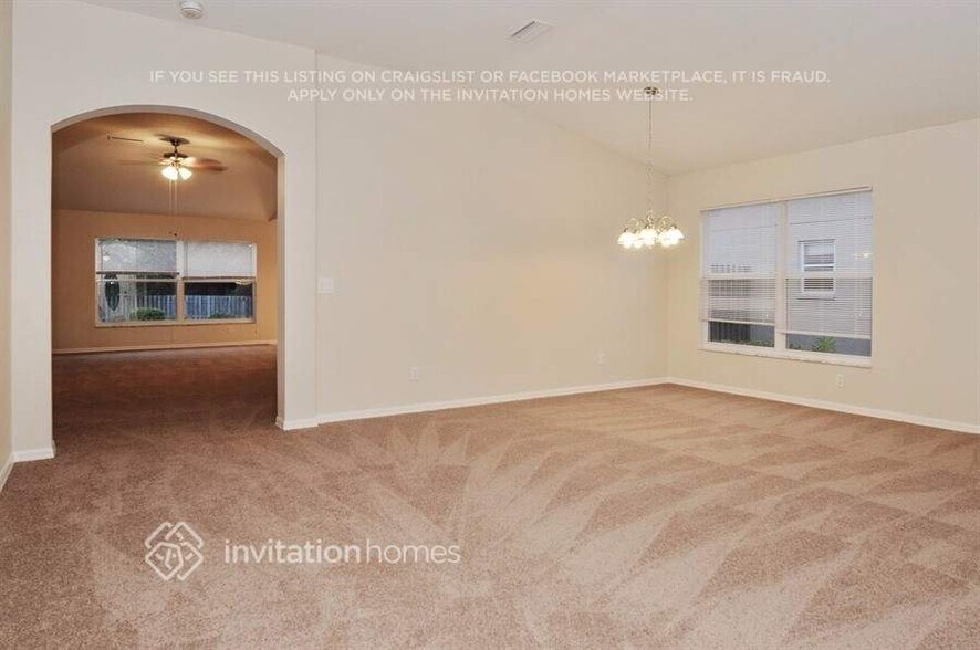 Building Photo - 12069 Warwick Cir