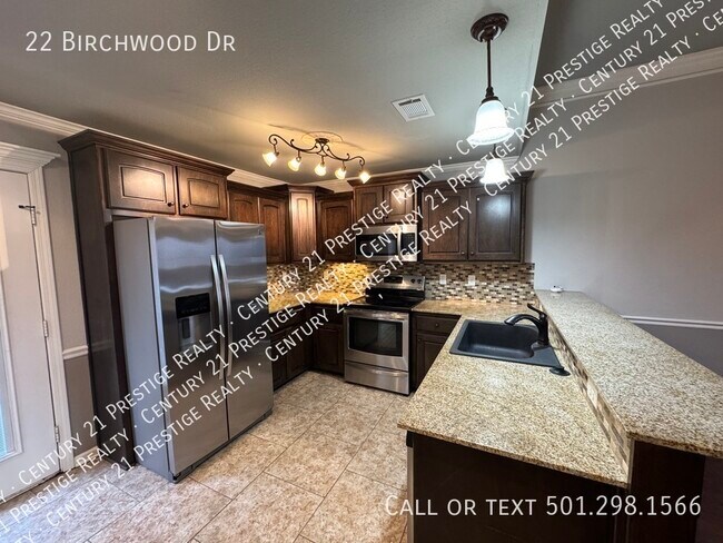 Building Photo - 22 Birchwood Dr