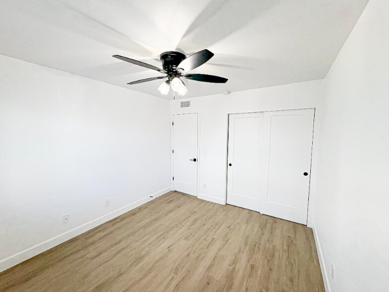 Building Photo - 1637 N 51st St
