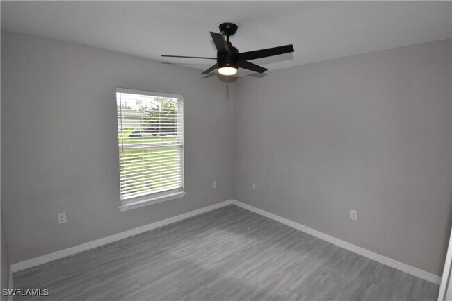 Building Photo - 212 Antis Dr