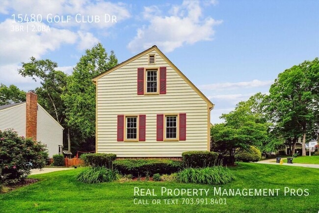 Building Photo - 15480 Golf Club Dr