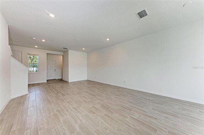 Building Photo - 317 Via Tuscany Ave