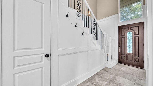 Building Photo - Find comfort, style, and convenience in this beautiful 3-bedroom home located in a desirable gate...