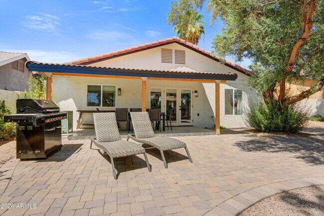 Building Photo - 6863 E Kelton Ln