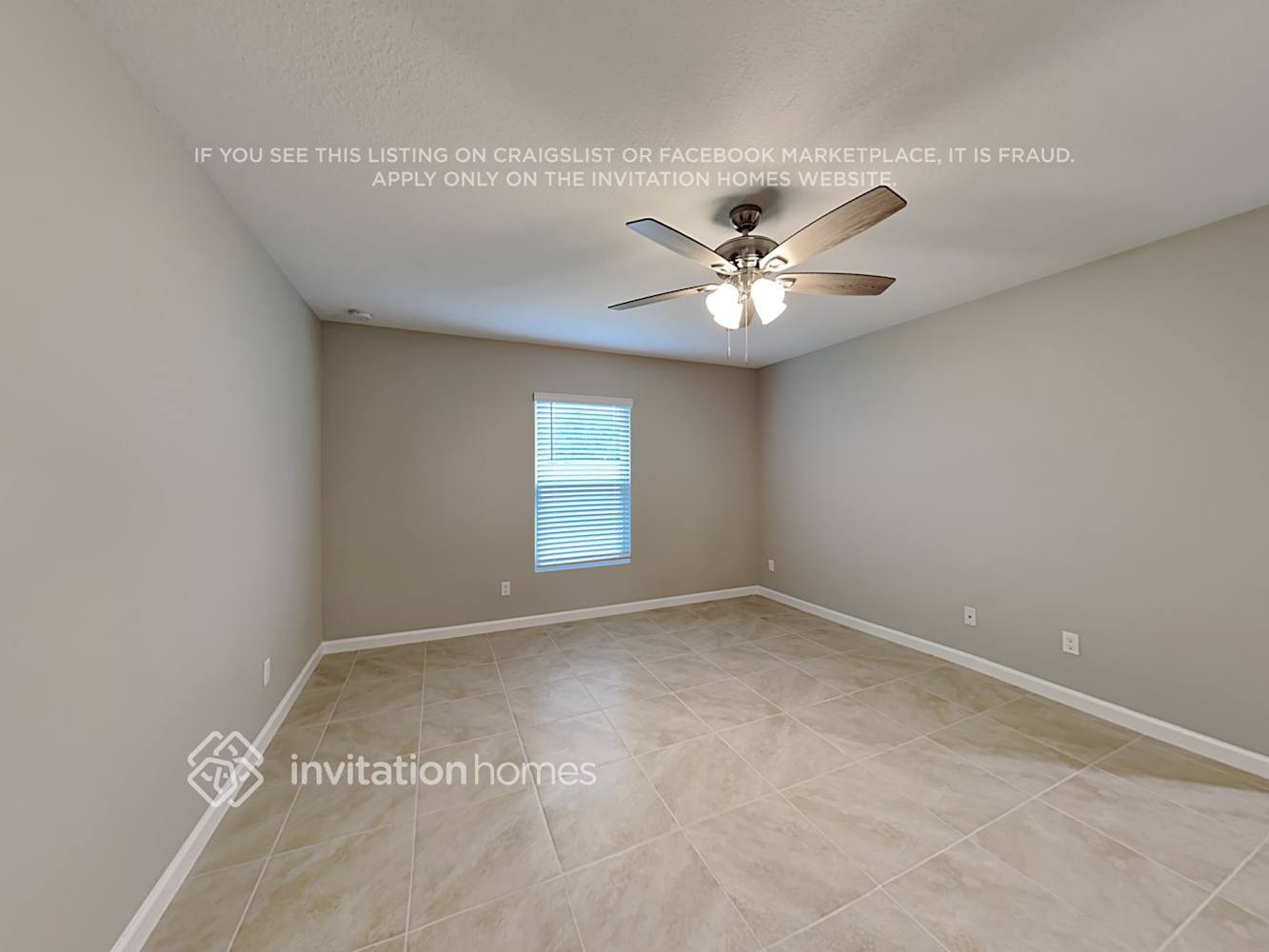 Building Photo - 802 SW Tulip Blvd