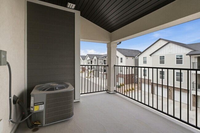 Building Photo - 882 Coulsen Dr