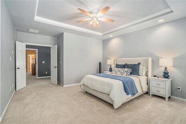 Building Photo - 12807 Doe Dr