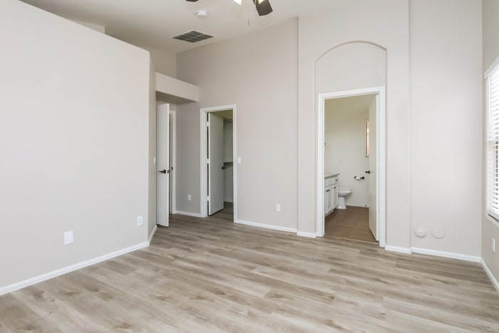 Building Photo - 42539 W Michaels Dr