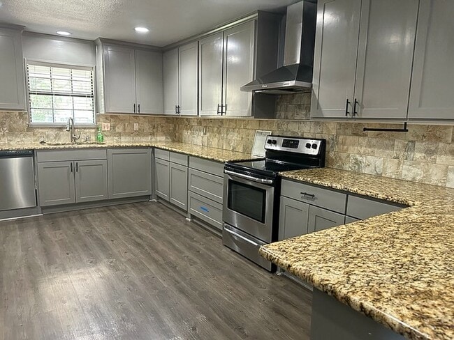 Building Photo - 7178 Rolling Fork Dr