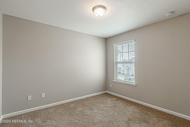 Building Photo - 3861 Aubrey Ln