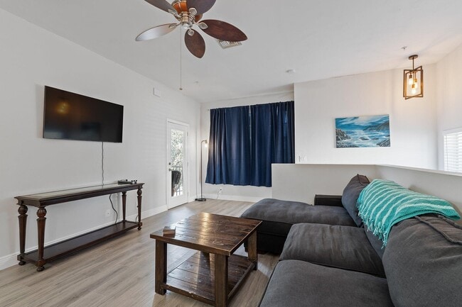 Building Photo - 113 Lighthouse Cir