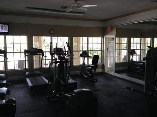 Building Photo - 1017 S Hiawassee Rd