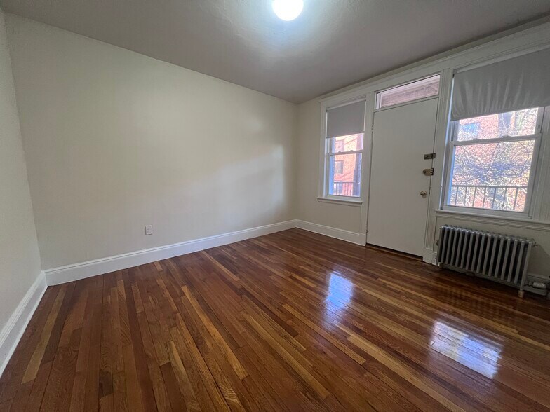 Building Photo - 1630 Commonwealth Ave