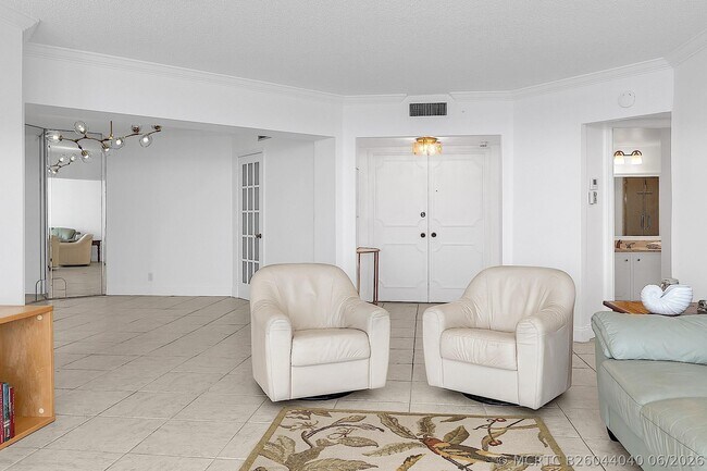 Building Photo - 1340 S Ocean Blvd
