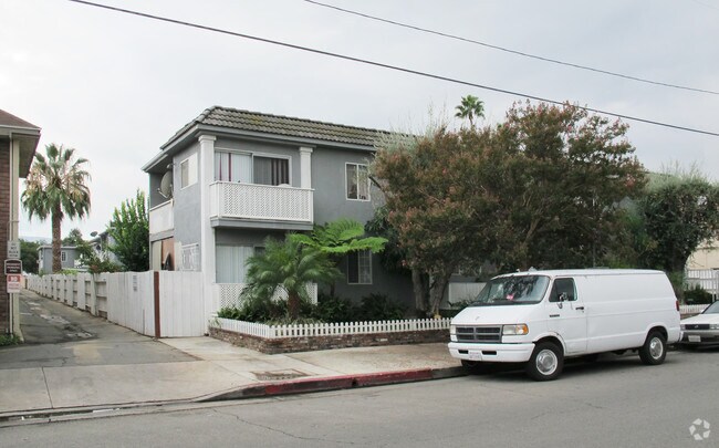 Building Photo - 18312 Collins St