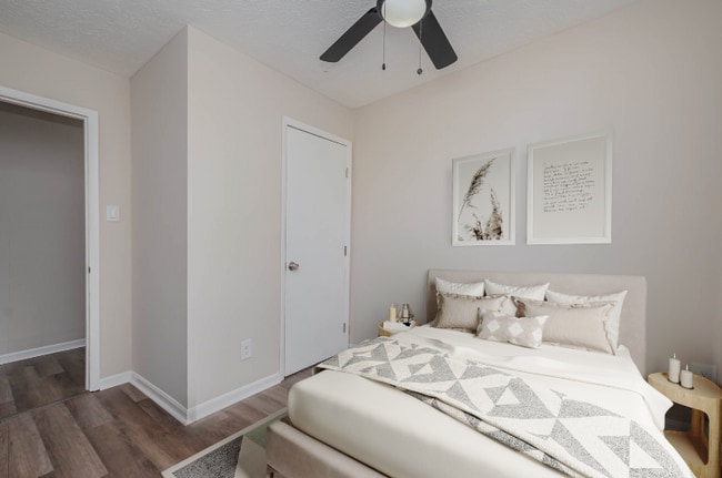 Building Photo - 3030 Cleinview Ave