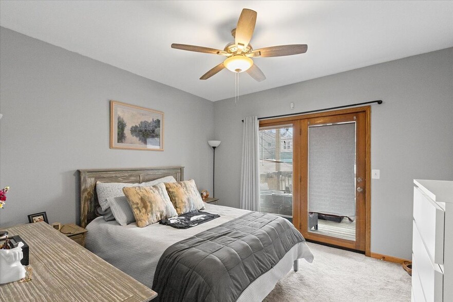 Building Photo - 2033 W Huron St