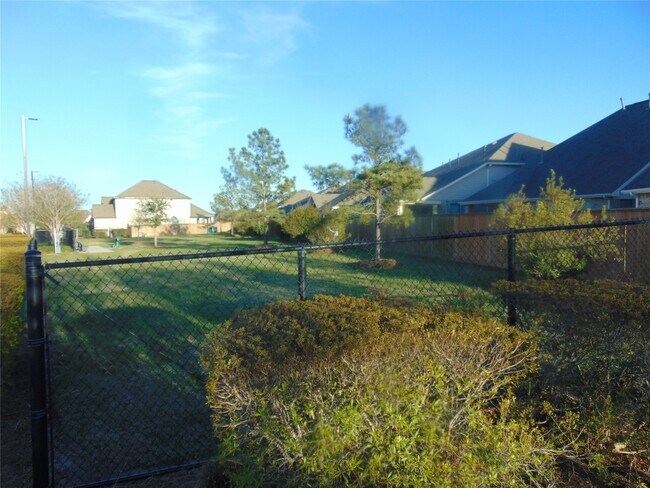 Building Photo - 24978 Tidmor Ln