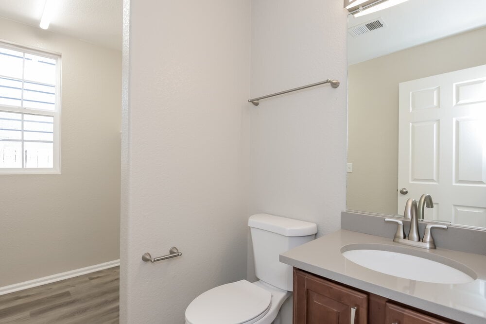 Building Photo - 7441 S Mobile St