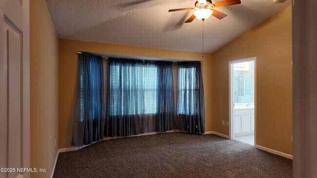 Building Photo - 1060 Beckingham Dr