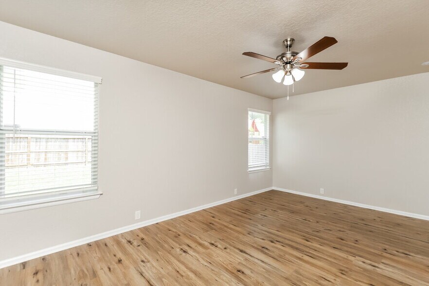 Building Photo - 3418 Maguey Trail