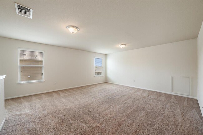 Building Photo - 2033 Mottey St
