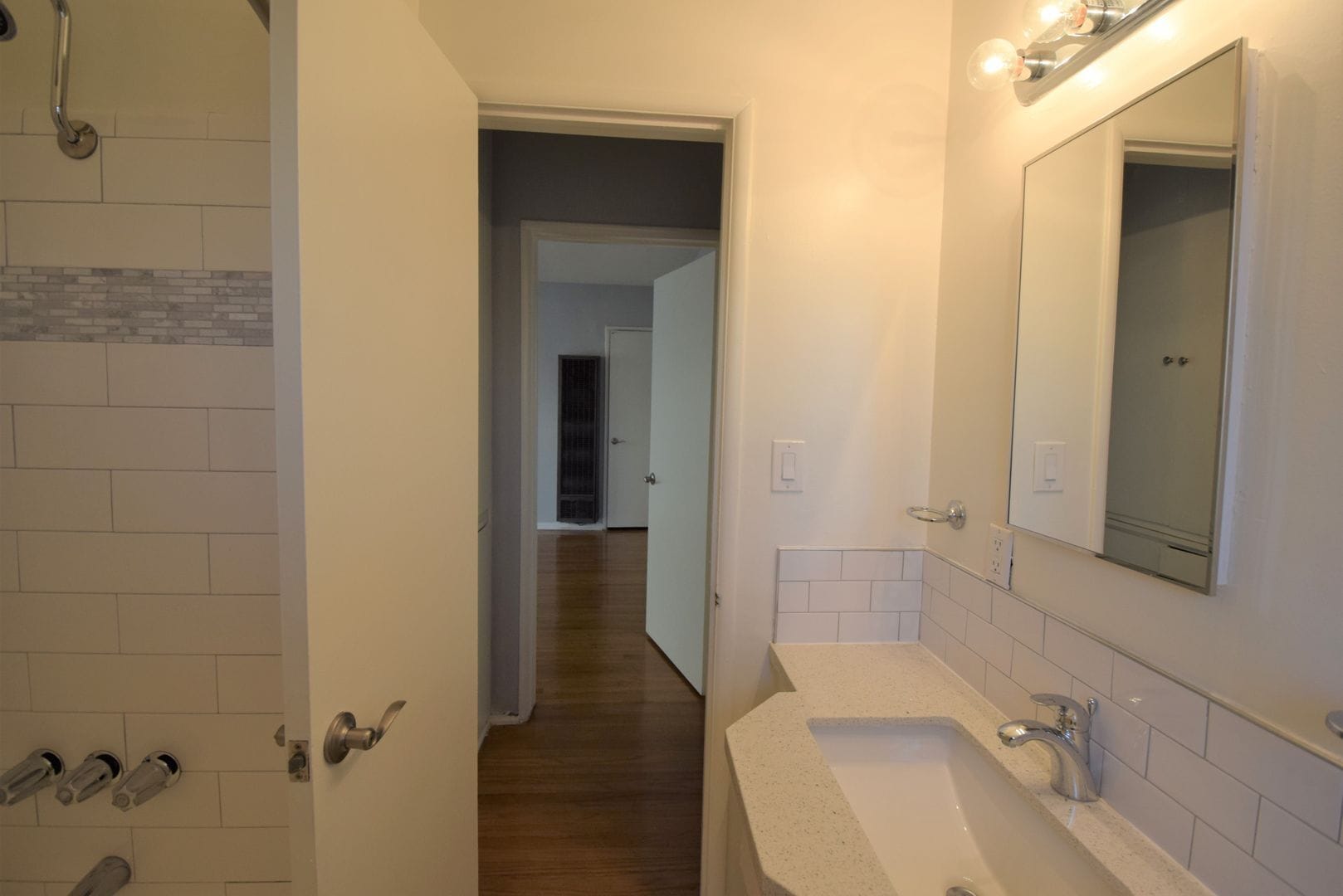 Building Photo - 823 Orange Grv Ave