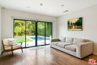 Building Photo - 12939 Dickens St