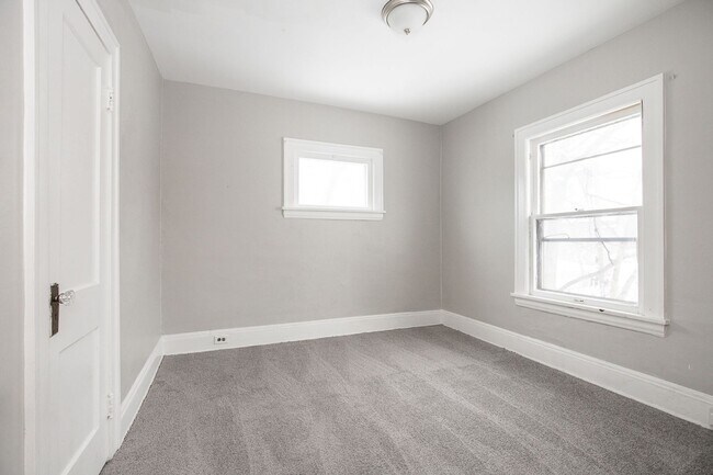 Building Photo - 8505 Garfield Blvd