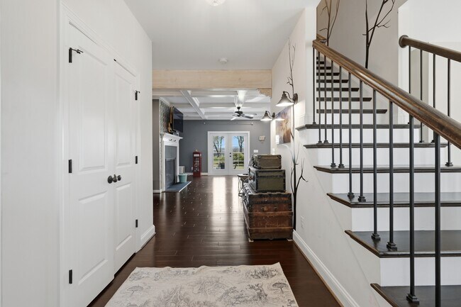 Building Photo - 115 Reliance Woods Dr