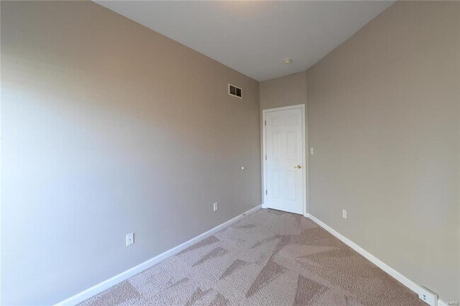 Building Photo - 4644 Richmond Forest Dr